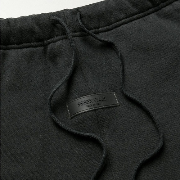 FEAR OF GOD Essentials Sweats | 2022 Core Collection | Medium - Picture 2 of 4